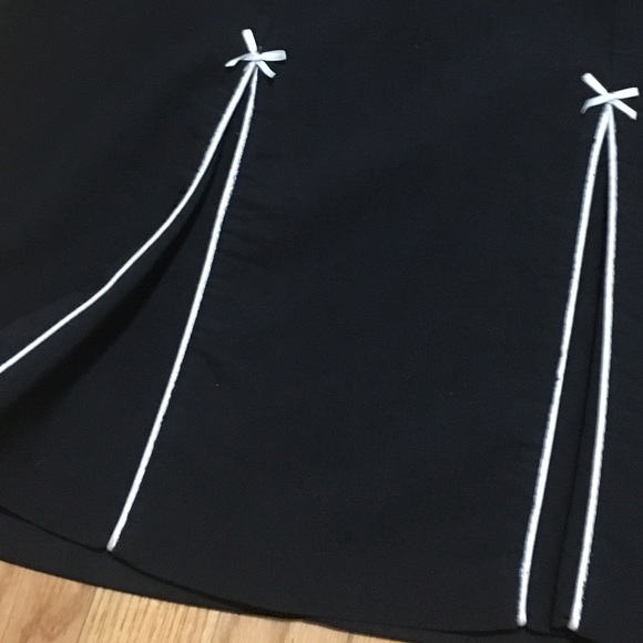 Charlotte Russe Black and white bow skirt - Picture 3 of 4
